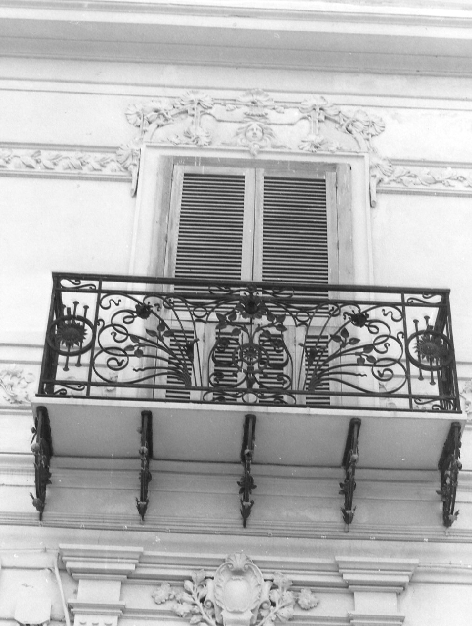 balcone, opera isolata - bottega Italia meridionale (primo quarto sec. XX)