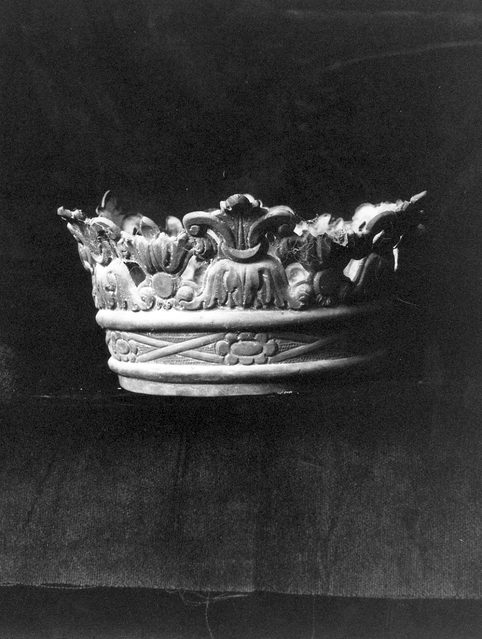 corona da statua, opera isolata - bottega Italia meridionale (sec. XIX)