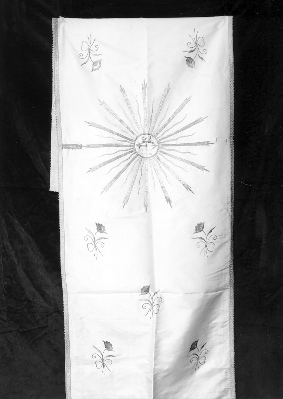 paliotto, opera isolata - manifattura calabrese (fine/inizio secc. XIX/ XX)