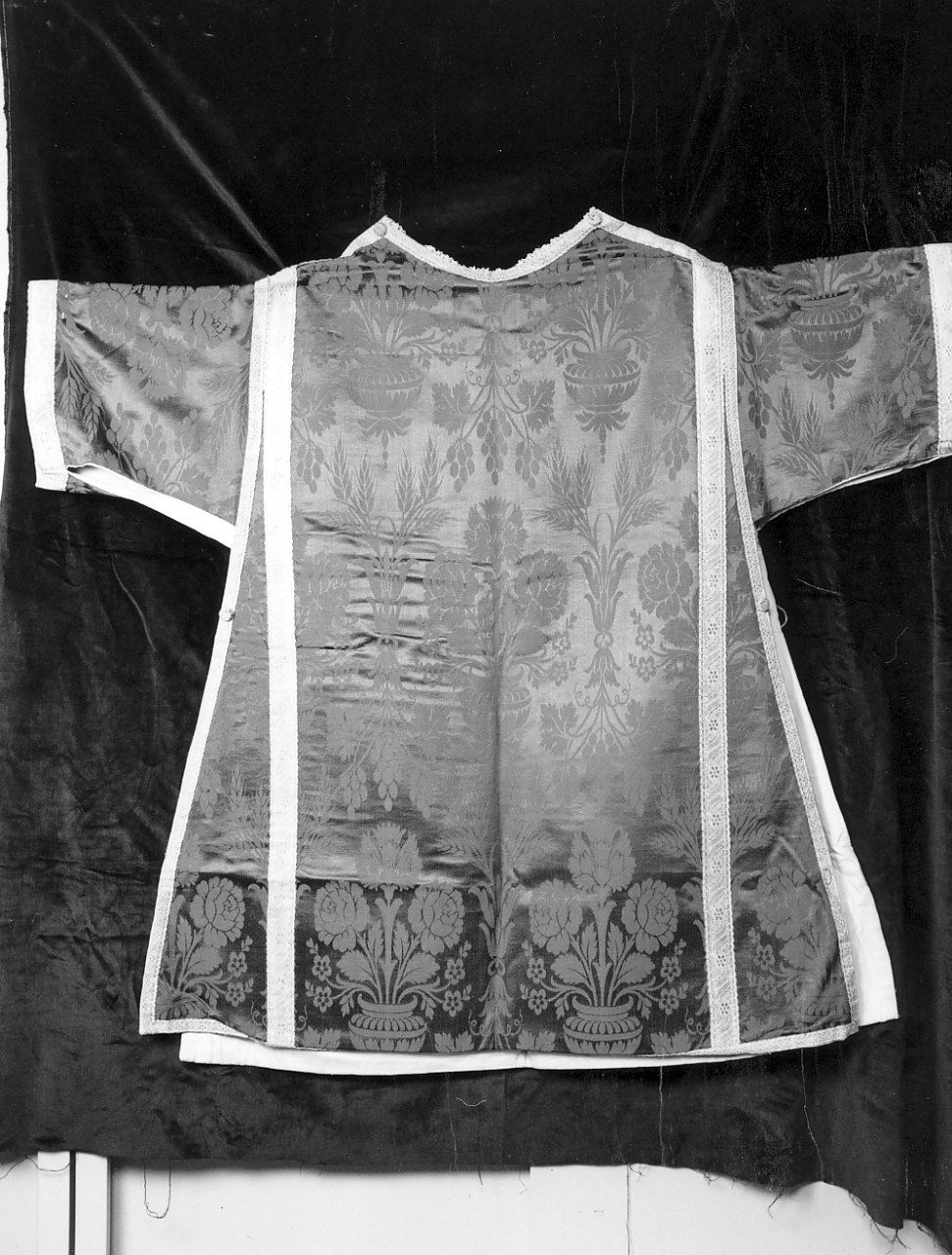 tunicella, opera isolata - manifattura calabrese (fine/inizio secc. XIX/ XX)