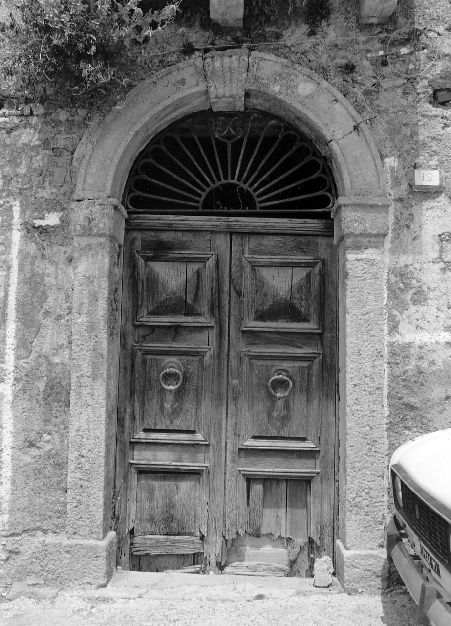 portale, opera isolata - bottega calabrese (sec. XIX)