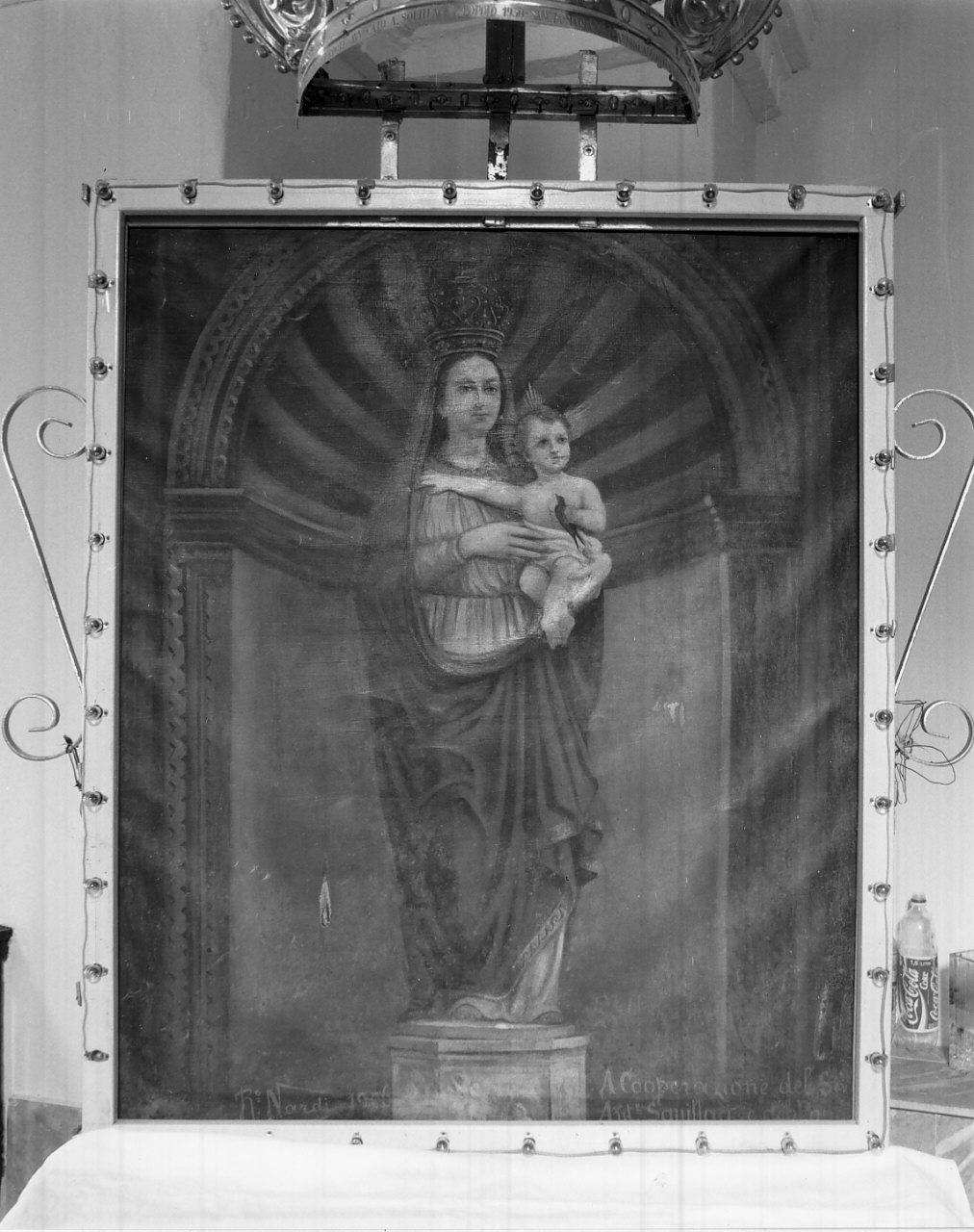 Madonna del Leandro, Madonna con Bambino (dipinto) di Nardi R (sec. XX)