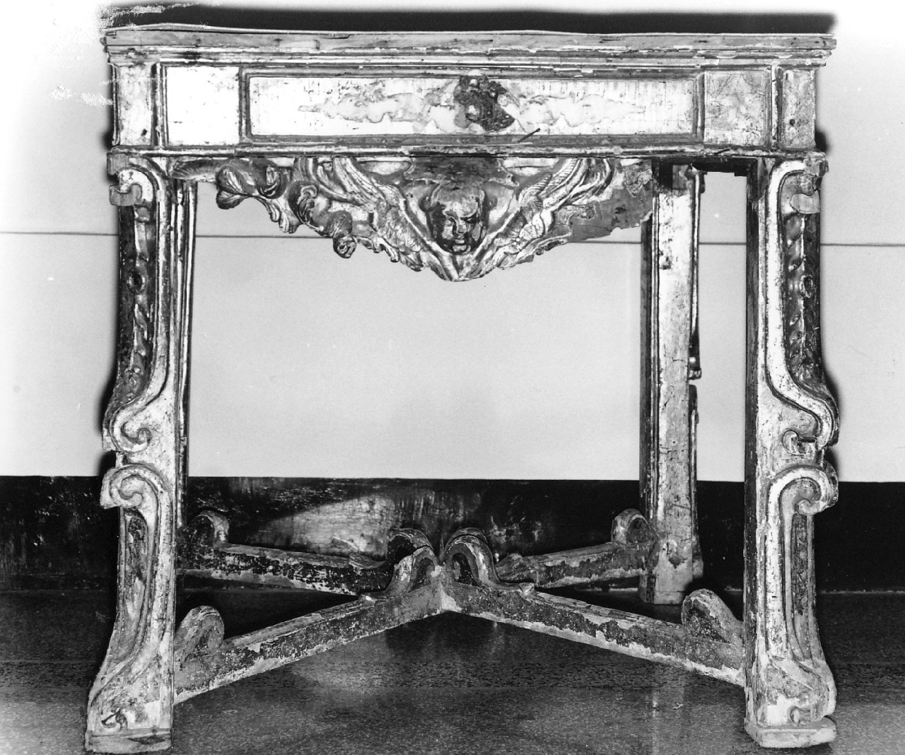 piedistallo di statua, opera isolata - bottega calabrese (fine sec. XVIII)