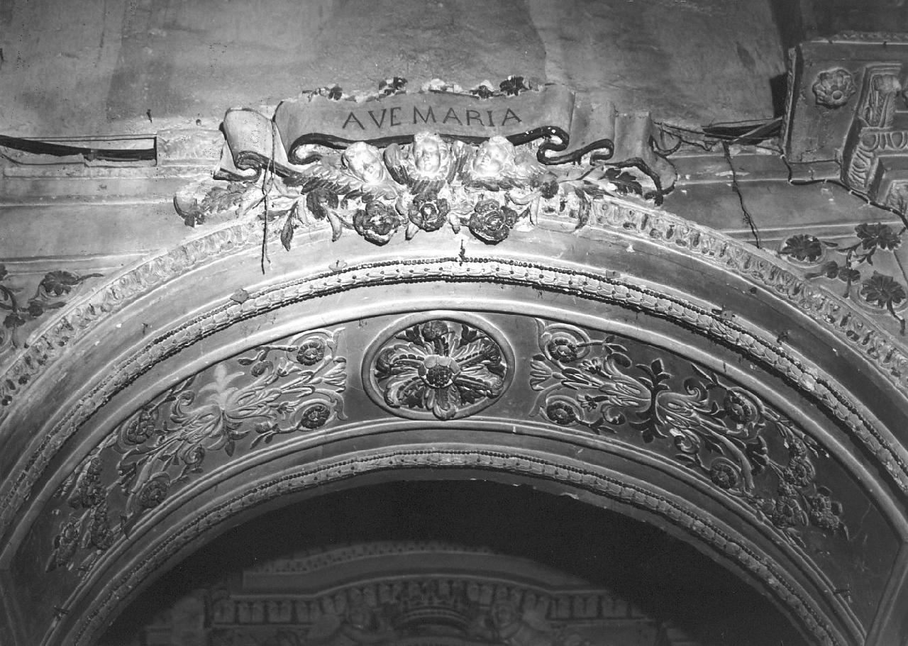 decorazione plastica, elemento d'insieme - bottega Italia meridionale (fine sec. XVIII)