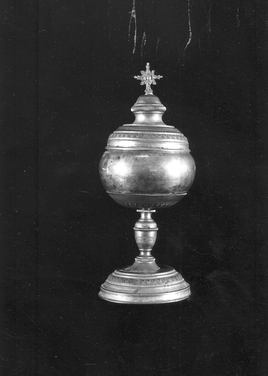 pisside, opera isolata - bottega Italia meridionale (fine sec. XIX)