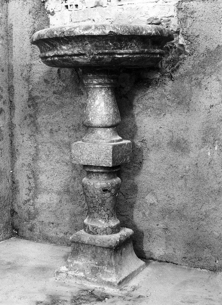 acquasantiera - a fusto - bottega calabrese (sec. XIX)