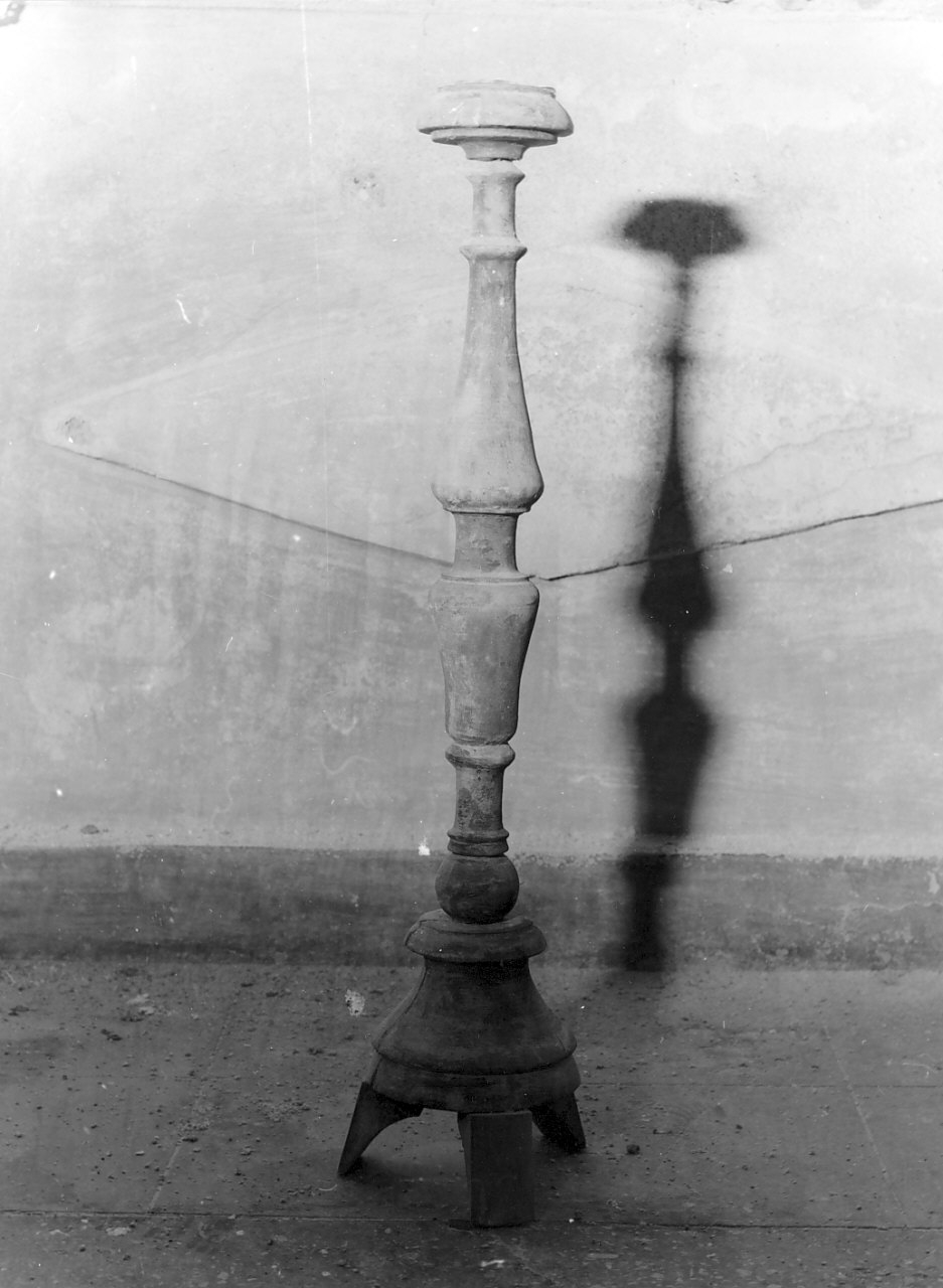 candeliere d'altare, serie - bottega calabrese (sec. XIX)