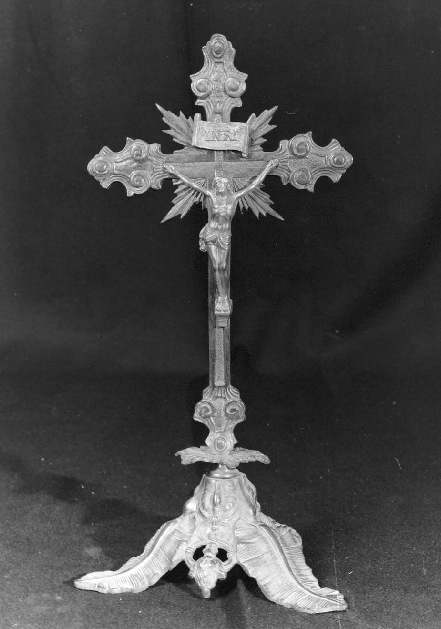 croce d'altare, opera isolata - bottega Italia meridionale (sec. XIX)