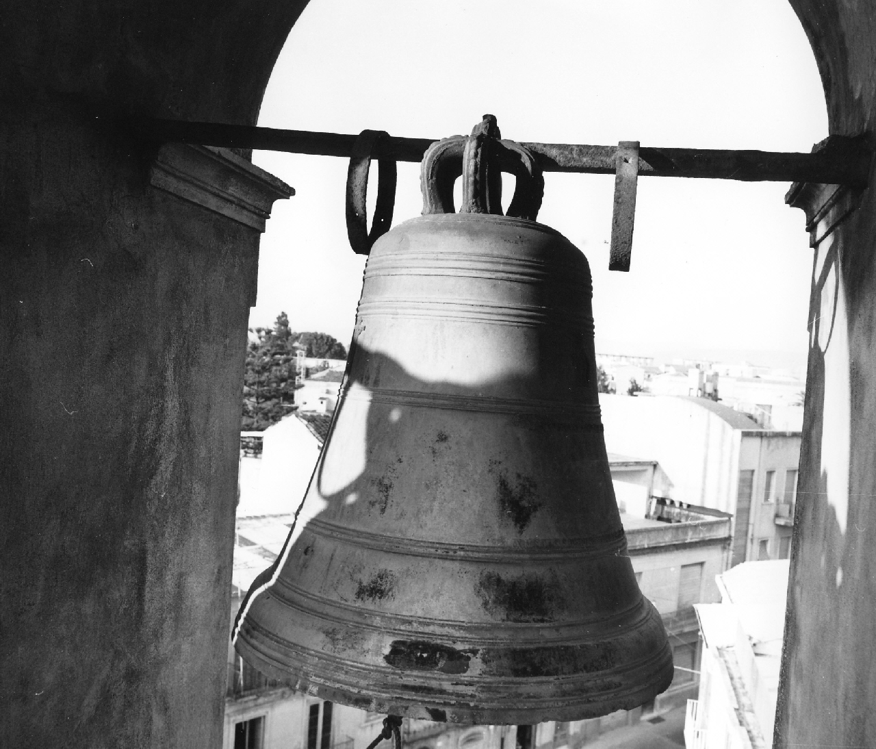 campana, opera isolata di Bertoccelli Pace, Loculo Gaetano (sec. XIX)