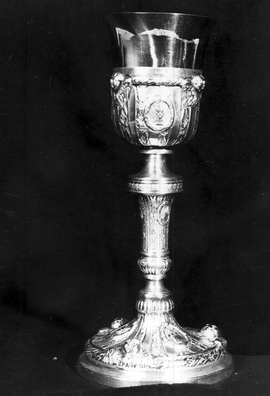 calice - bottega Italia meridionale (sec. XIX)