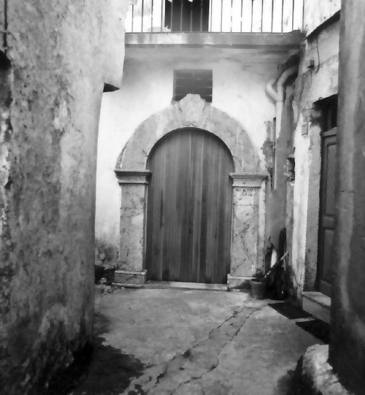 portale, opera isolata - bottega calabrese (sec. XVIII)