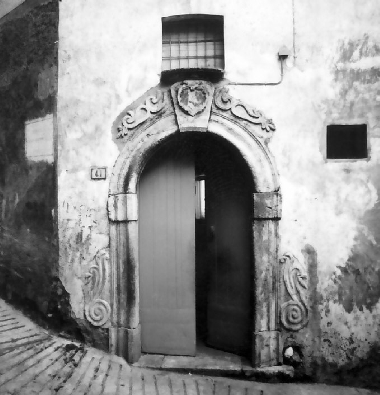 portale, opera isolata - bottega calabrese (sec. XIX)