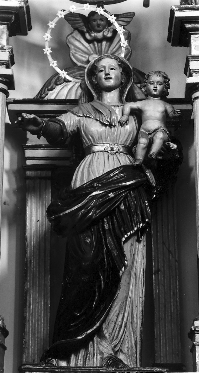 Madonna del Rosario (statua, opera isolata) - bottega Italia meridionale (sec. XVIII)