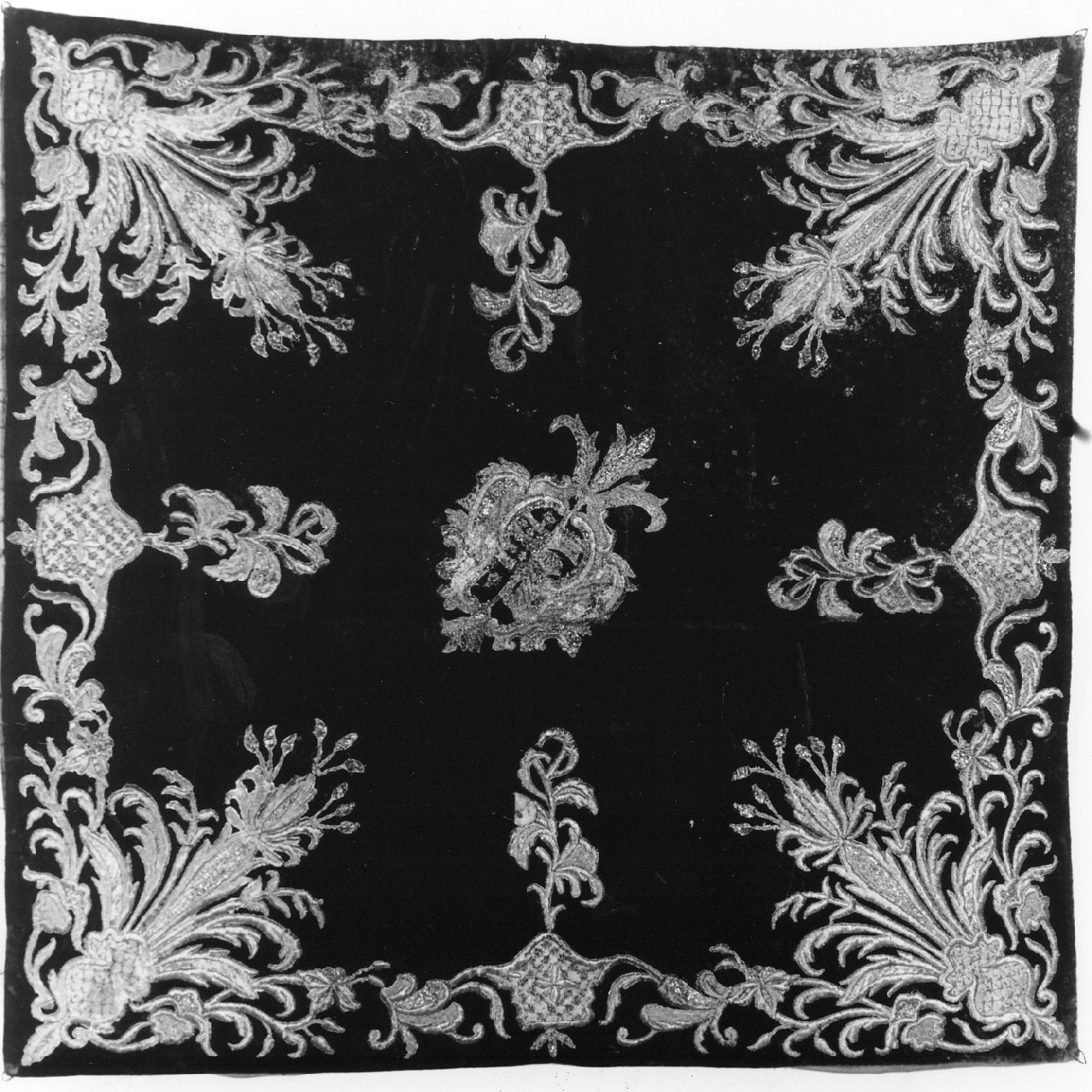 velo di calice, opera isolata - manifattura calabrese (sec. XVIII)