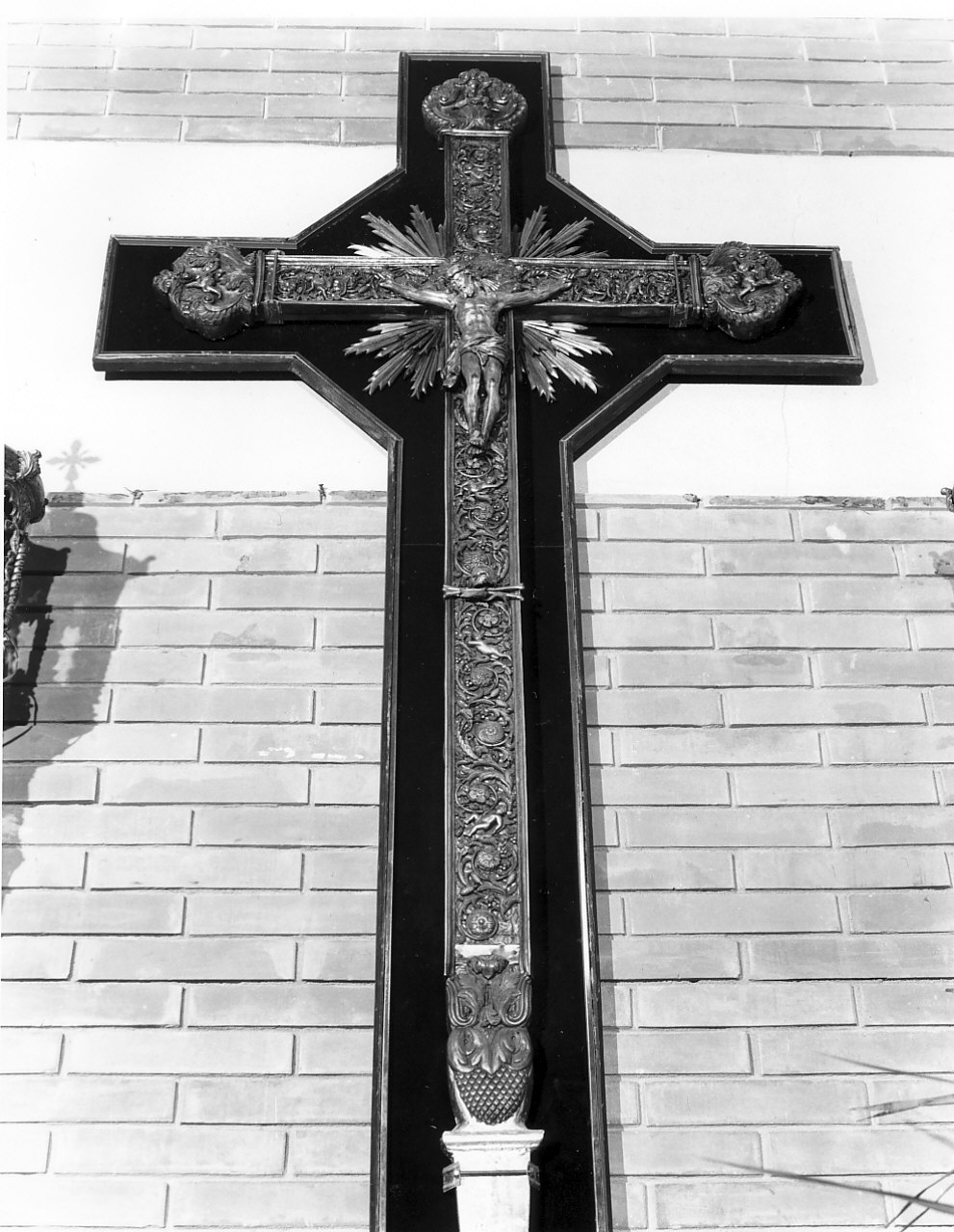 croce di confraternita, opera isolata - bottega Italia meridionale (sec. XVIII)