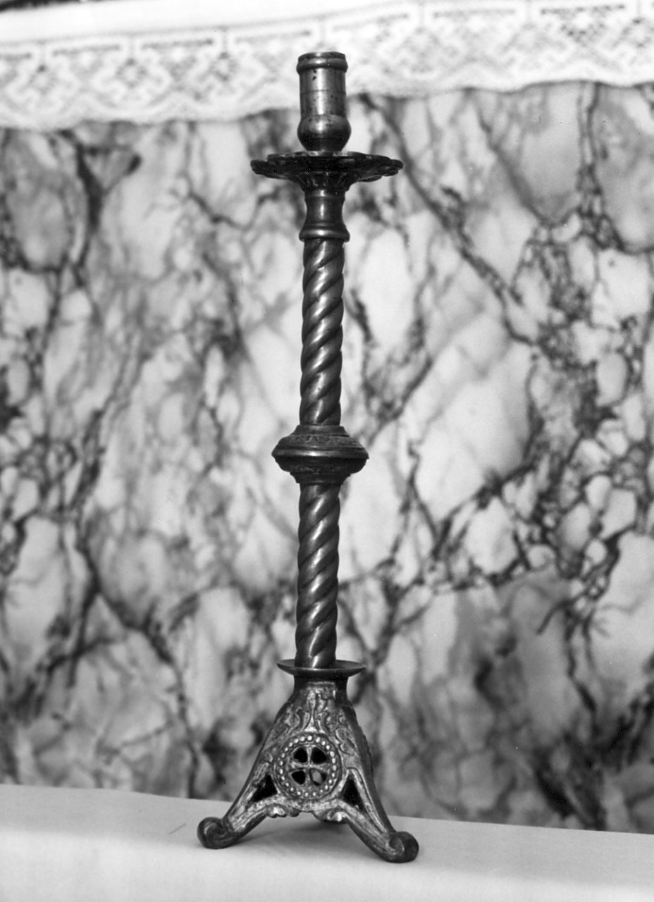 candeliere d'altare, serie - bottega calabrese (inizio sec. XX)