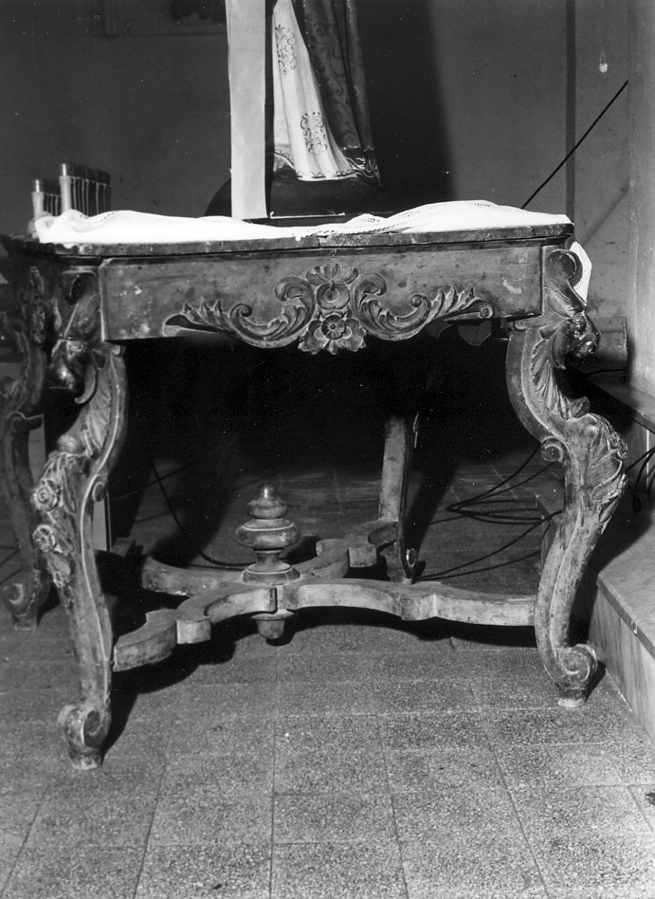 piedistallo di statua, opera isolata - bottega calabrese (fine/inizio secc. XVIII/ XIX)