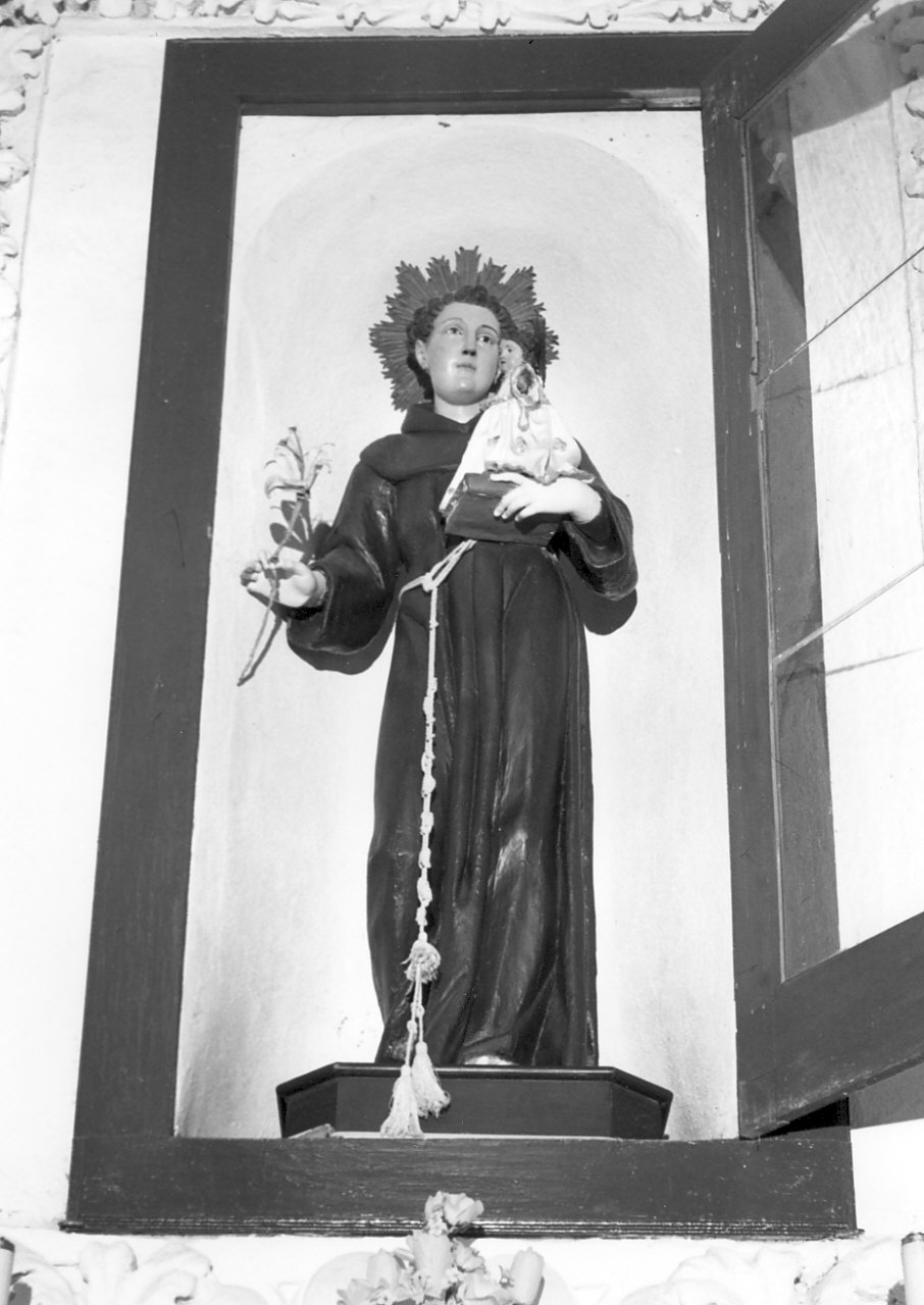 Sant'Antonio da Padova con il bambino (statua, opera isolata) - bottega Italia meridionale (sec. XIX)