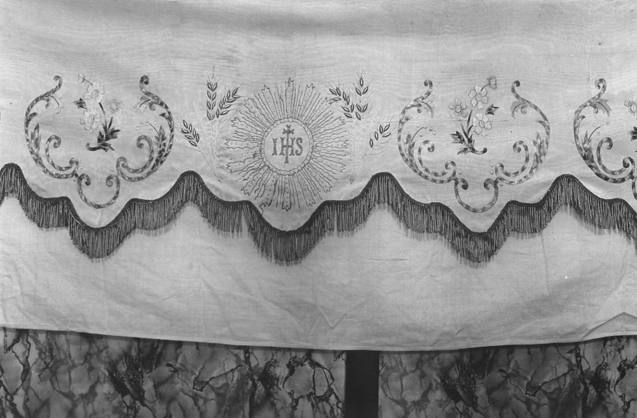 tovaglia d'altare, opera isolata - manifattura calabrese (inizio sec. XX)