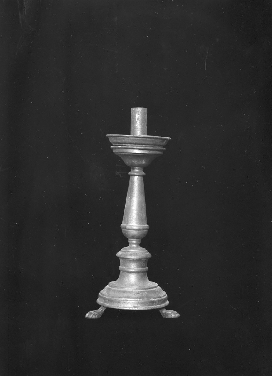 candeliere d'altare, opera isolata - bottega calabrese (inizio sec. XX)