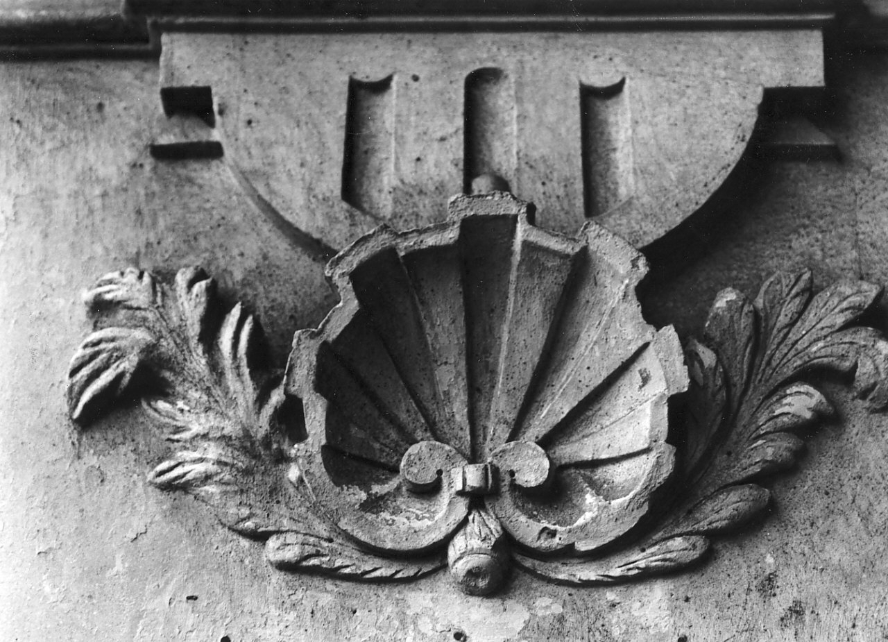 decorazione plastica, serie - bottega calabrese (prima metà sec. XIX)