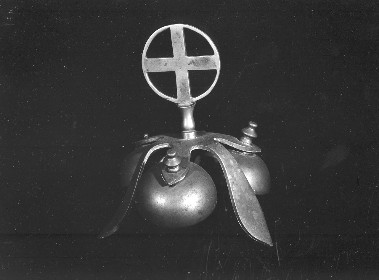 campanello d'altare multiplo, opera isolata - bottega calabrese (inizio sec. XX)
