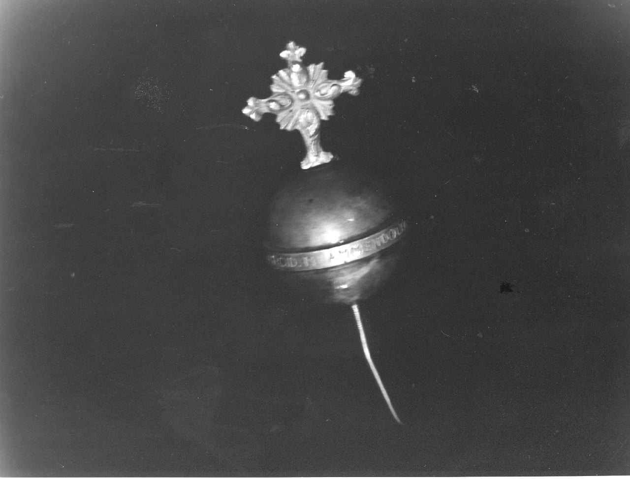 attributo iconografico di immagine sacra, opera isolata - bottega calabrese (sec. XX)