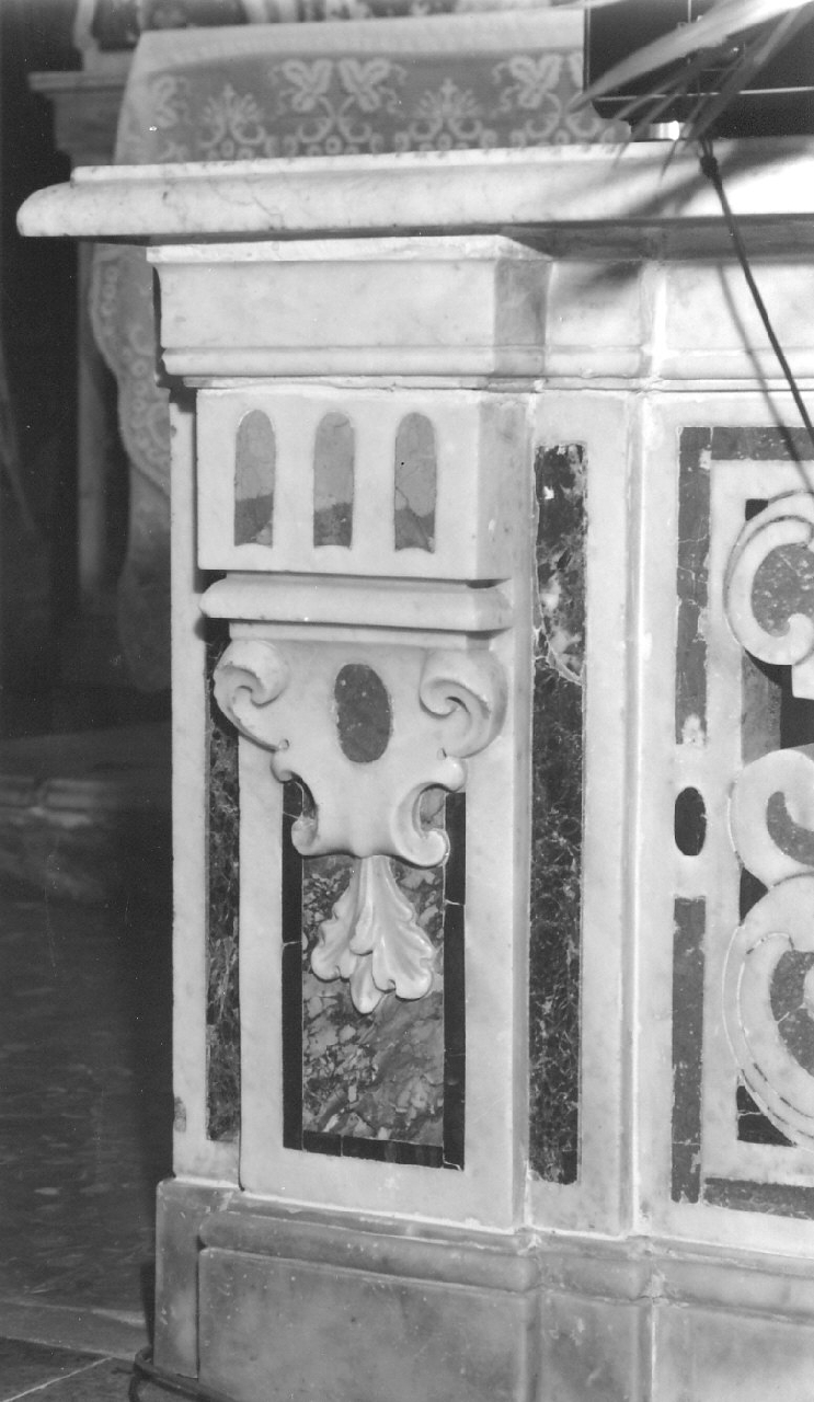 colonnina, serie - bottega Italia meridionale (sec. XVIII)