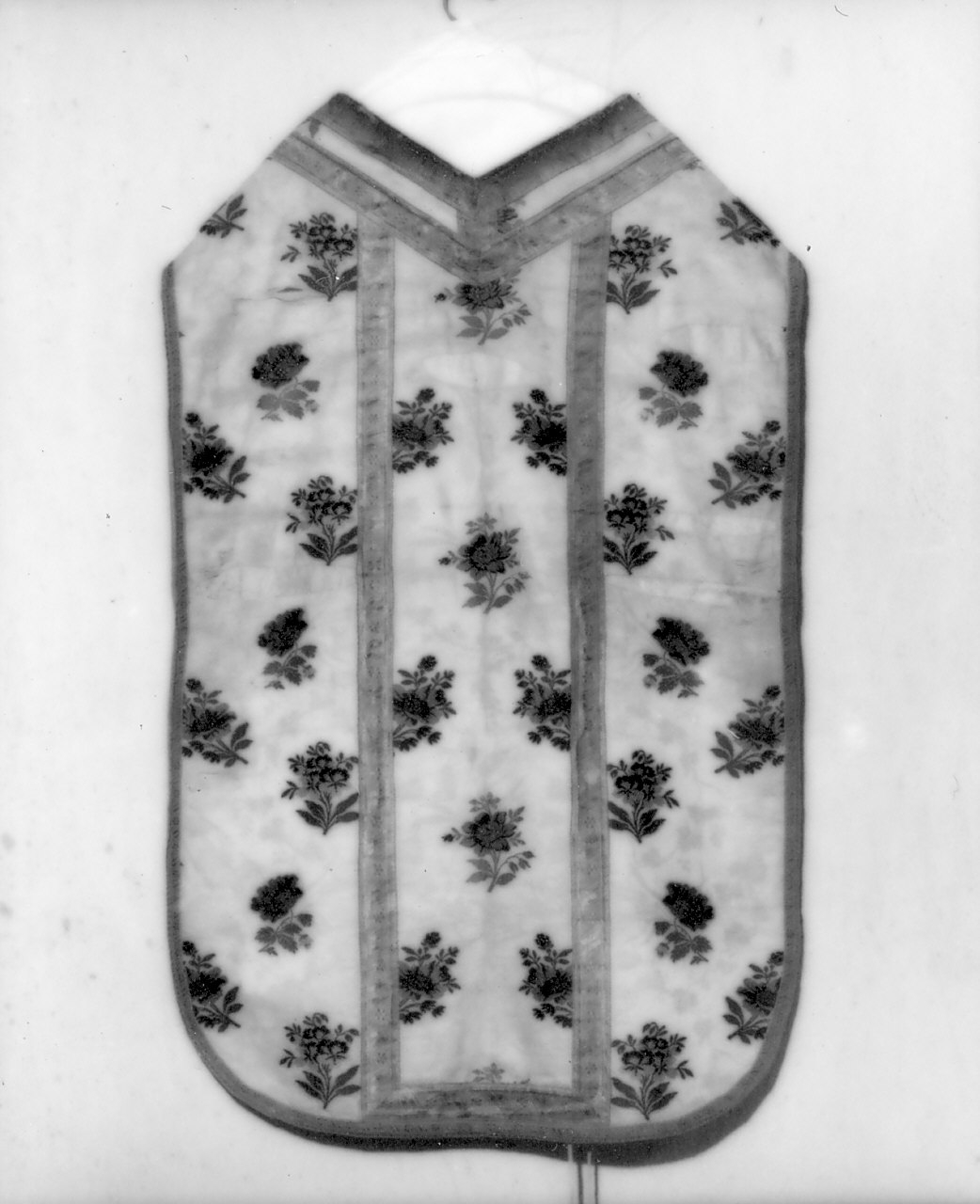 paramento liturgico, complesso decorativo - manifattura calabrese (inizio sec. XIX)