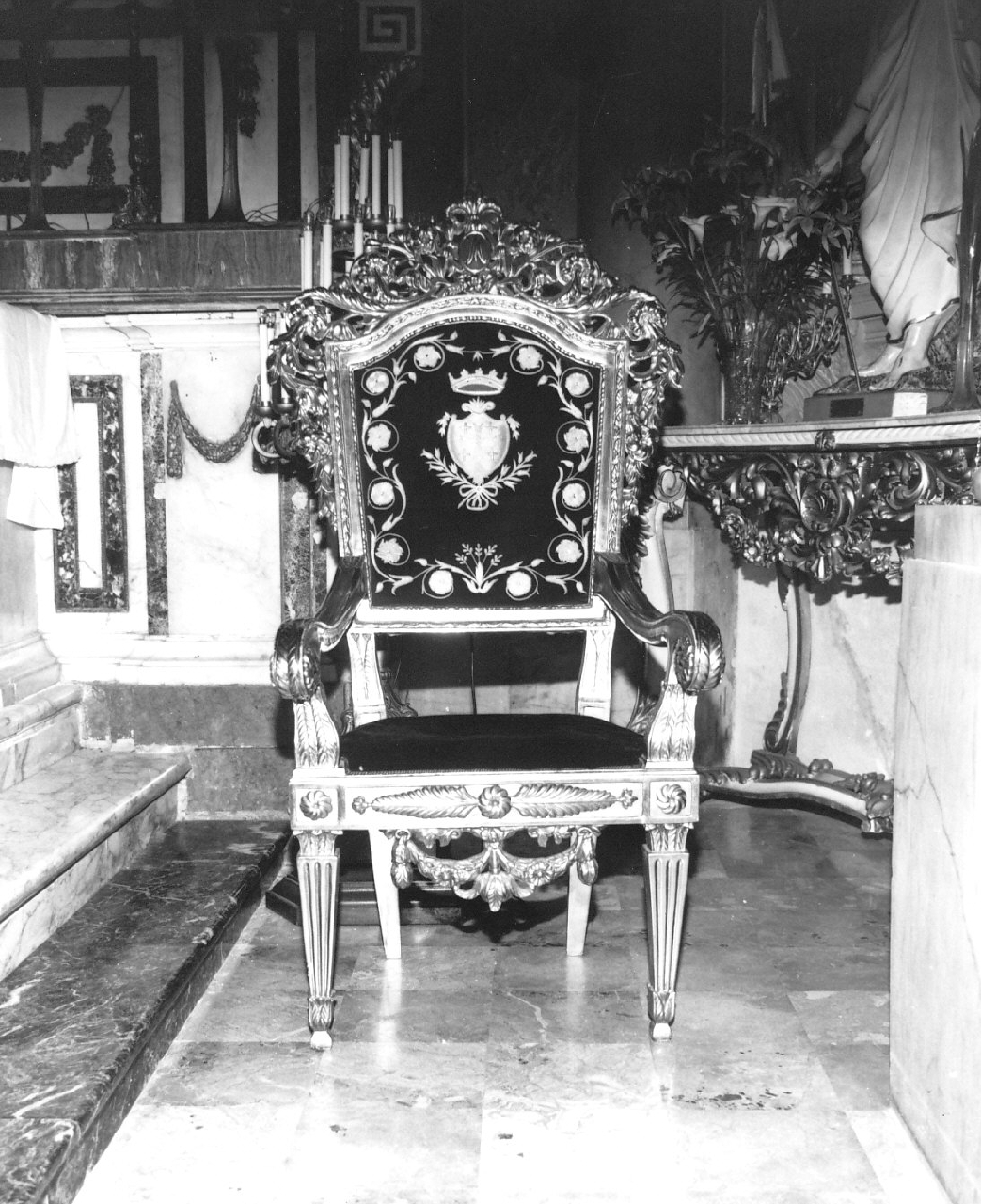 sedia del celebrante - bottega Italia meridionale (seconda metà sec. XIX)