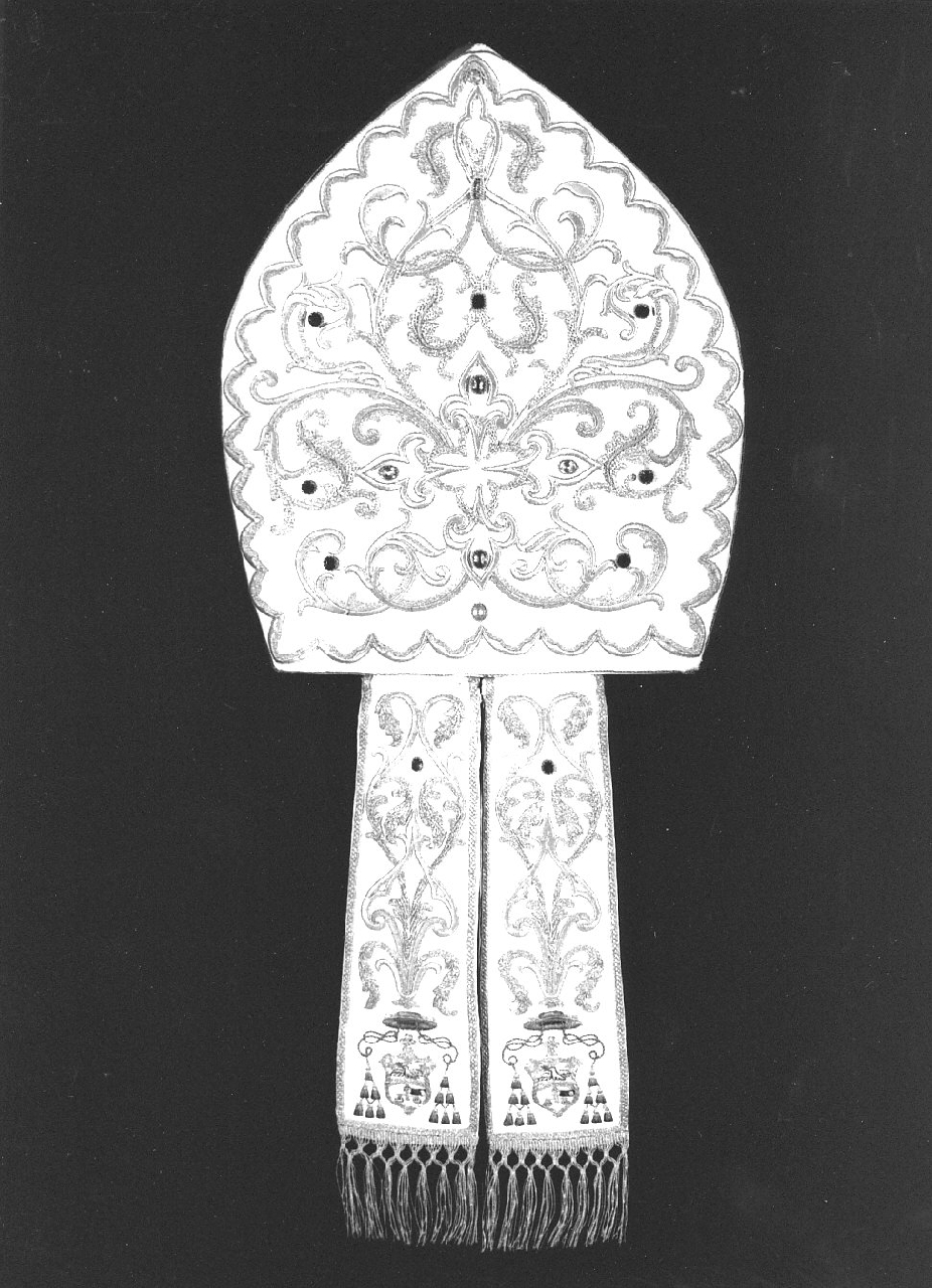 mitria, opera isolata - manifattura Italia meridionale (sec. XIX)