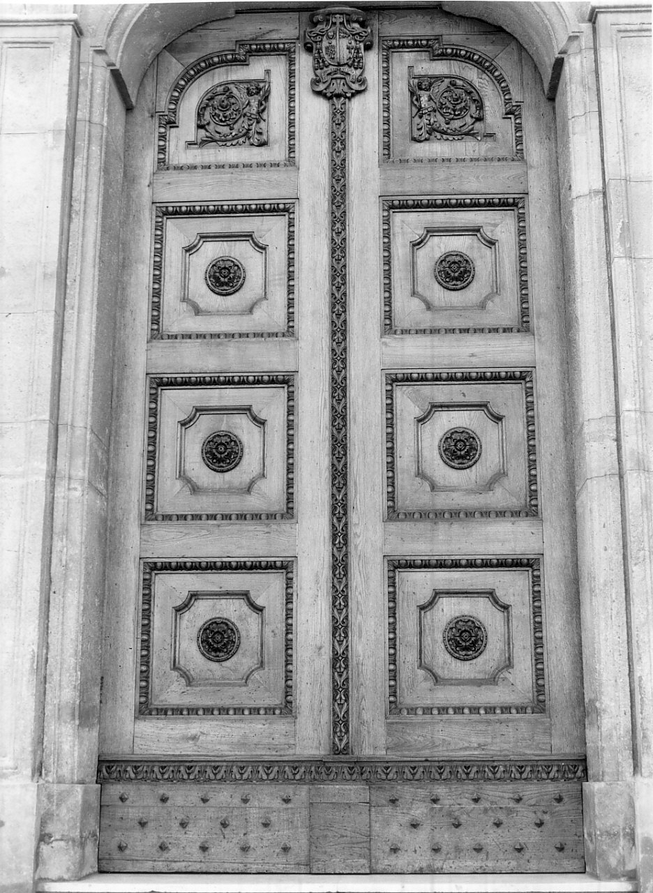 portale maggiore, opera isolata di Cutugno (sec. XX)