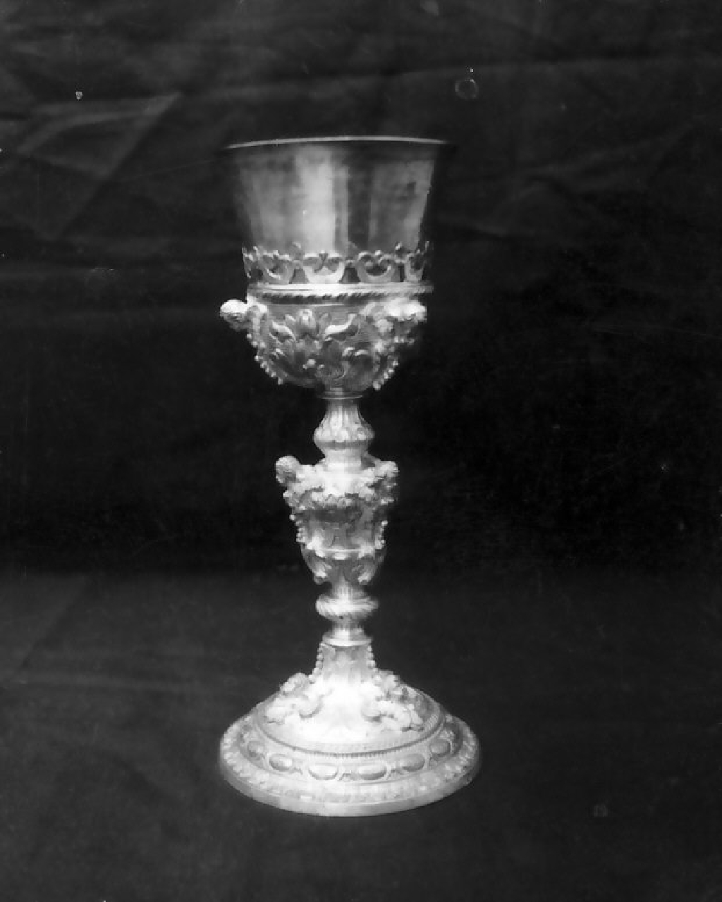 calice - bottega Italia meridionale (sec. XIX)