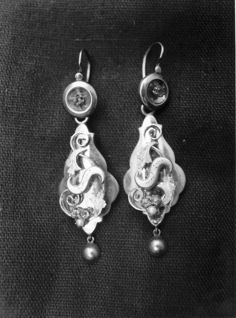 orecchino - a pendente, serie - bottega Italia meridionale (fine/inizio secc. XIX/ XX)