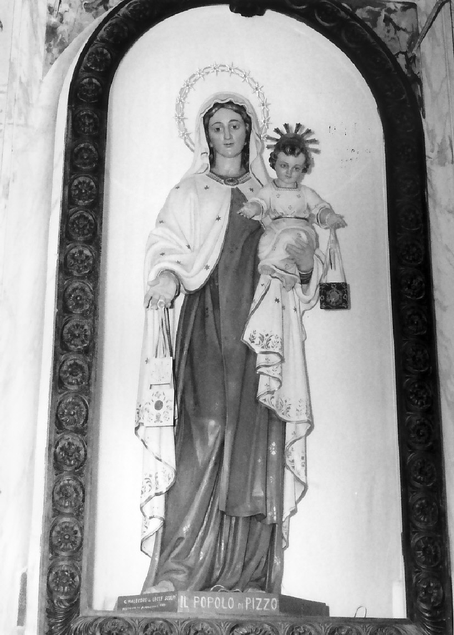 Madonna del Carmelo (statua, opera isolata) di Malecore Giuseppe (sec. XX)