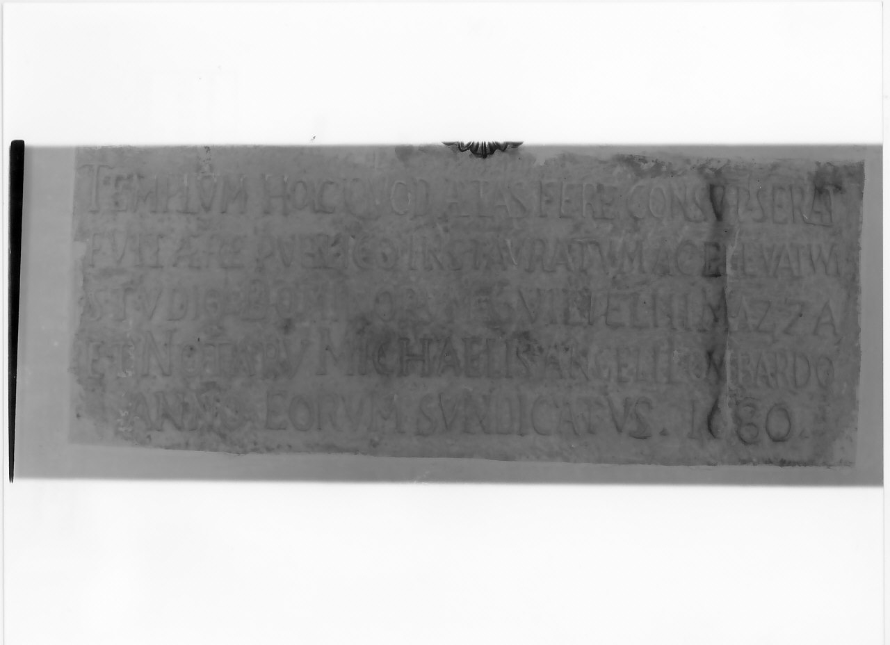 lapide, opera isolata - bottega calabrese (sec. XVII)