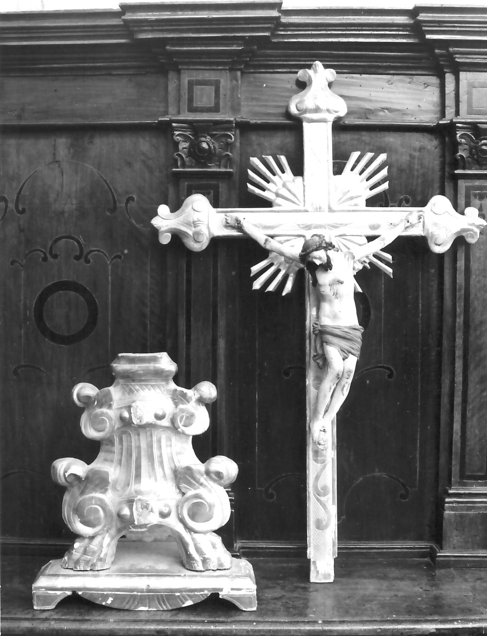 crocifisso, opera isolata - bottega calabrese (fine/inizio secc. XVIII/ XIX)