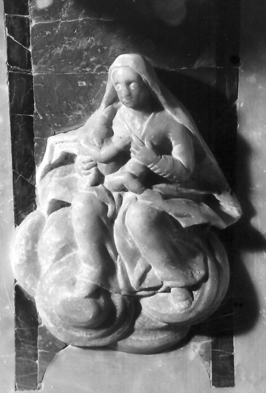 Madonna con Bambino (rilievo, coppia) - bottega Italia meridionale (sec. XIX)