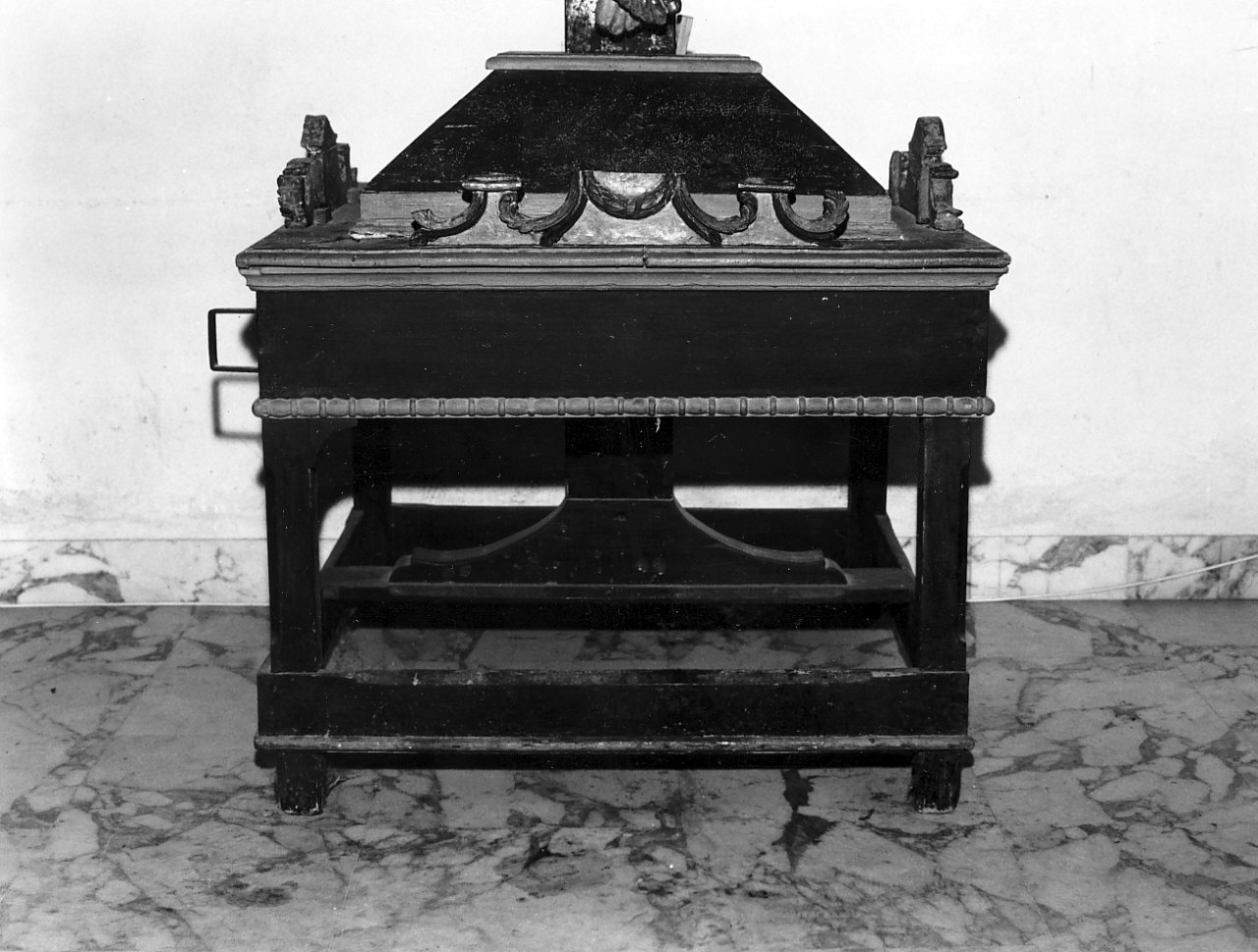 macchina processionale, elemento d'insieme - bottega Italia meridionale (sec. XIX)