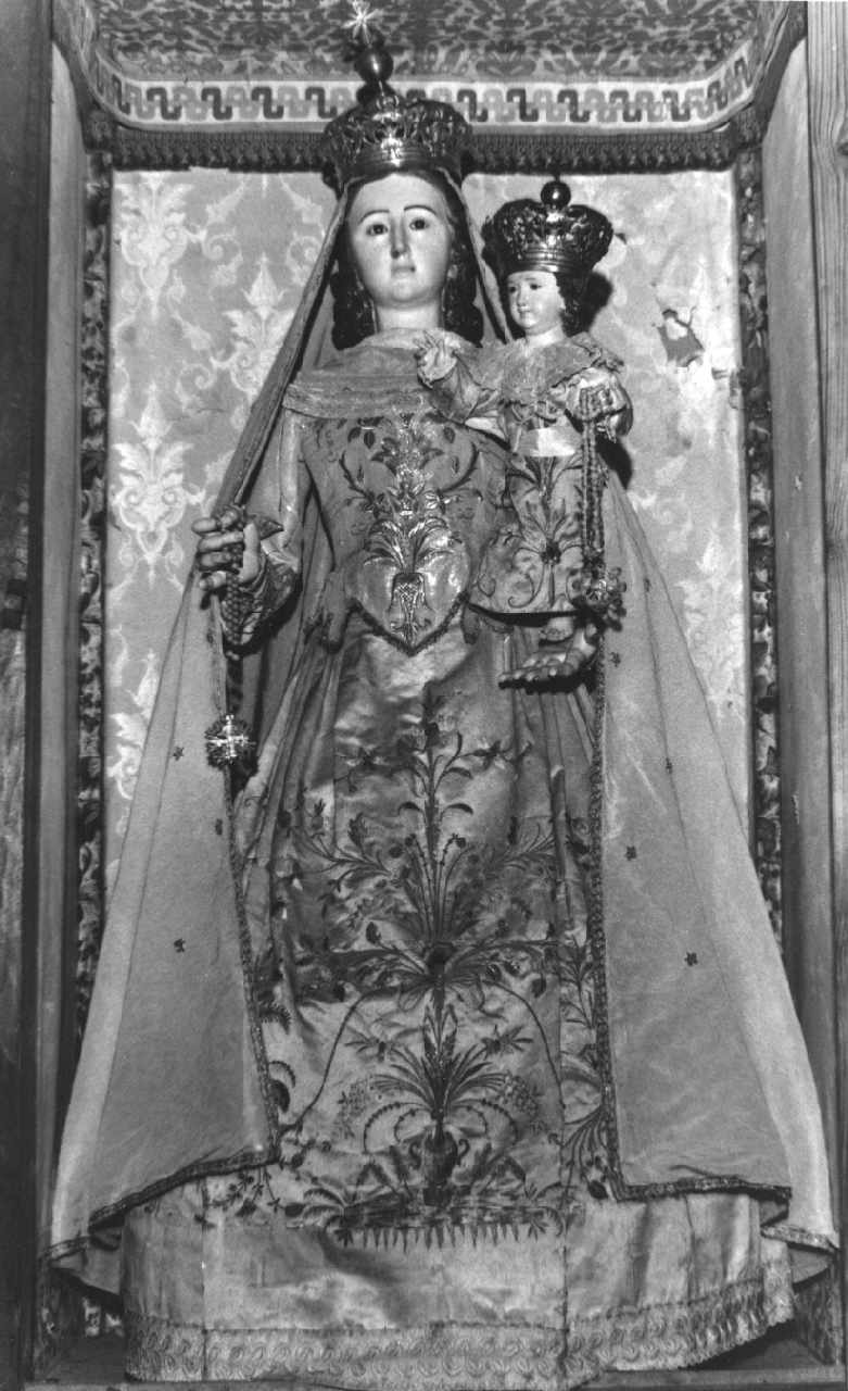 Madonna con Bambino (manichino, opera isolata) - bottega Italia meridionale (sec. XVIII)