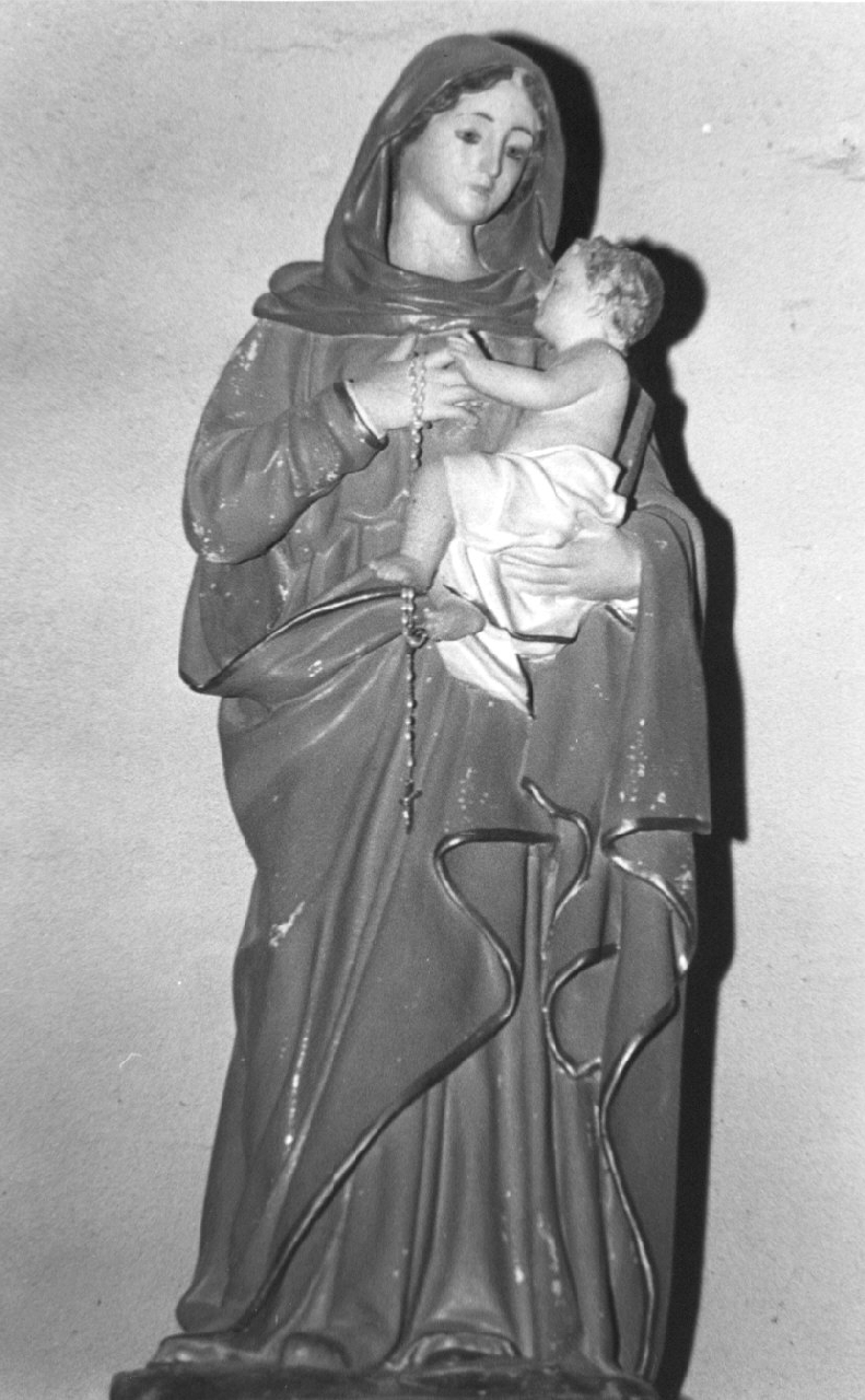 Madonna con Bambino (statua, opera isolata) - bottega Italia meridionale (sec. XIX)