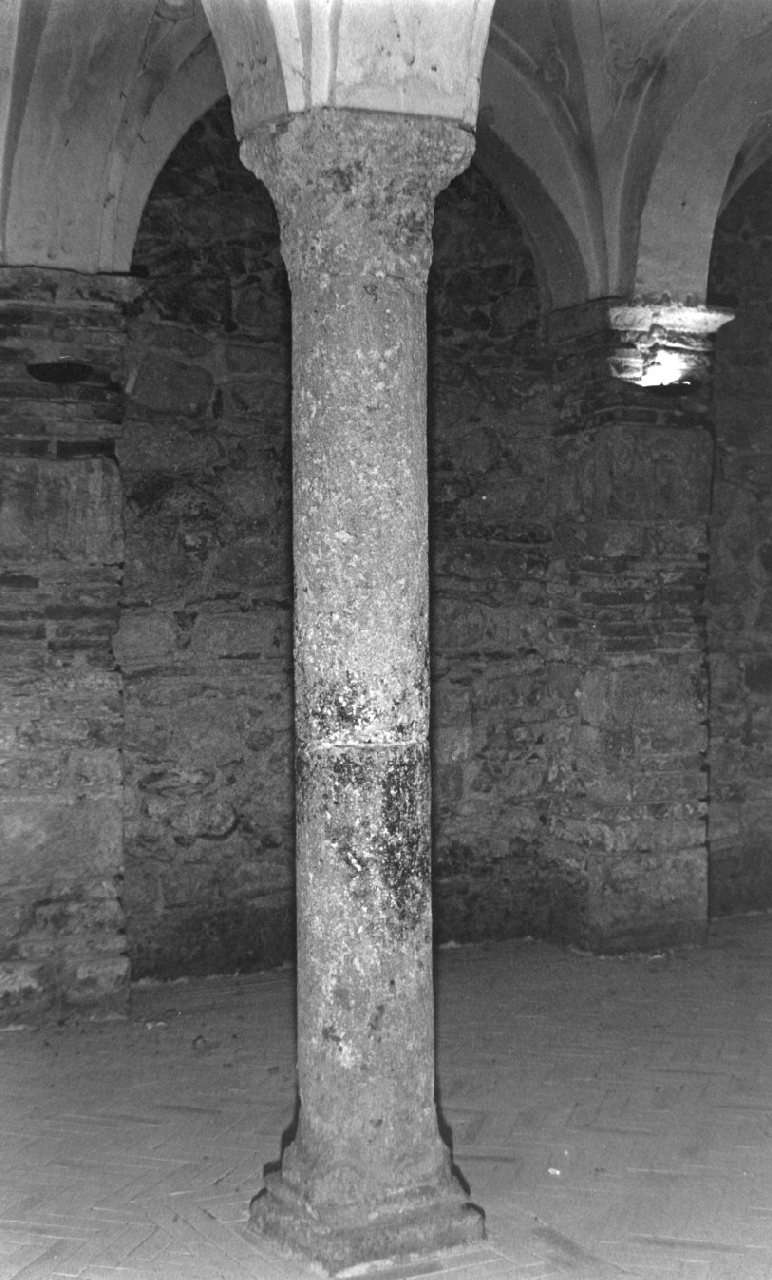 colonna, opera isolata - bottega Italia meridionale (fine/inizio secc. VIII/ XIX)