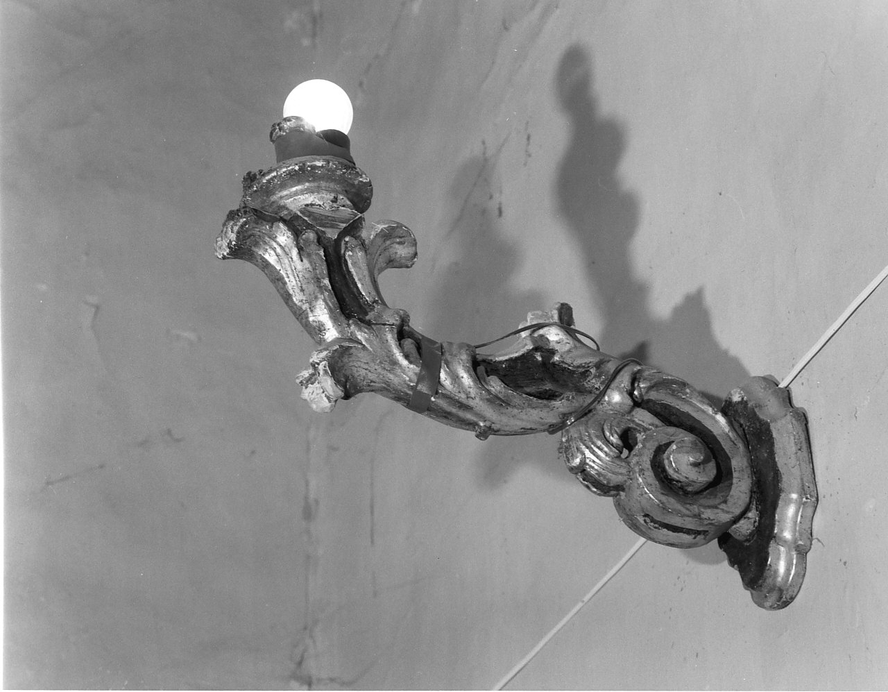 candeliere, serie - bottega Italia meridionale (sec. XIX)