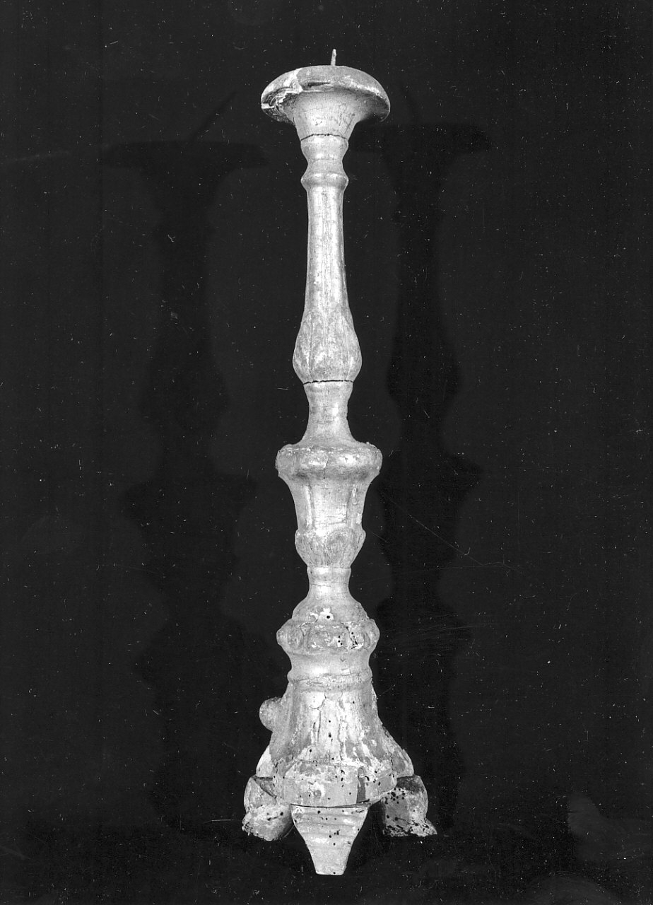 candeliere, opera isolata - bottega Italia meridionale (sec. XIX)