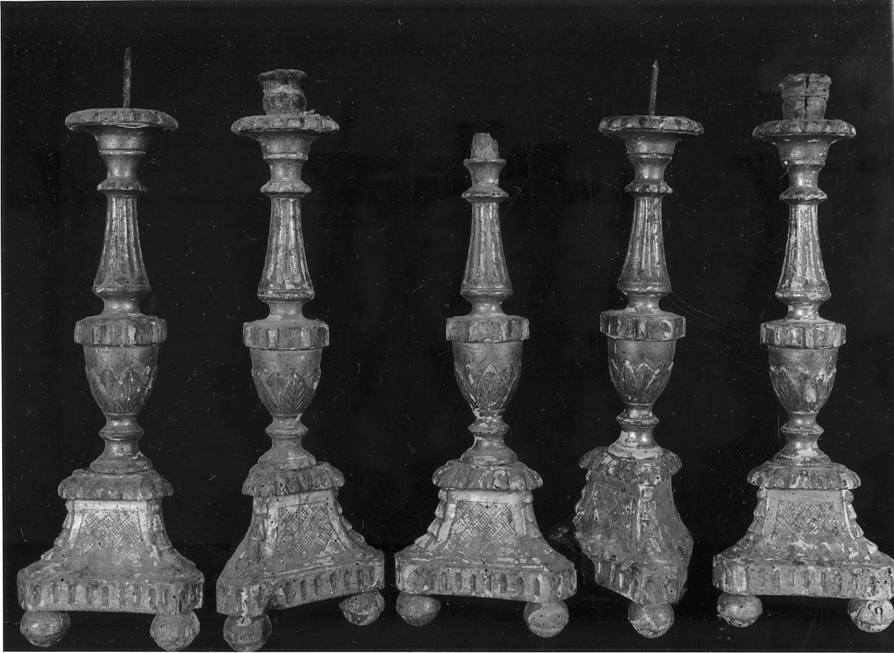 candeliere, serie - bottega Italia meridionale (sec. XIX)