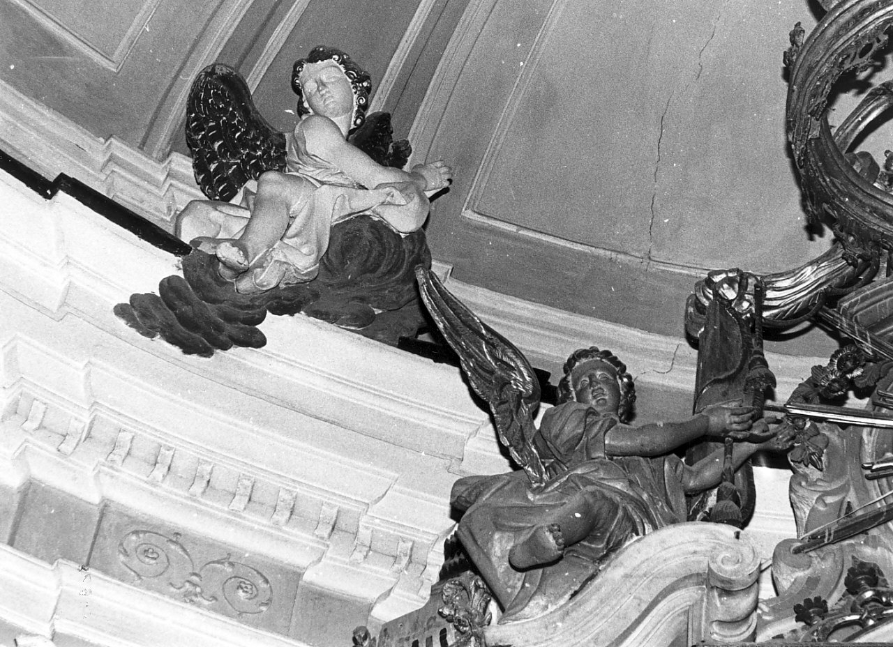 angelo (statua, elemento d'insieme) - bottega Italia meridionale (fine/inizio secc. XVIII/ XIX)
