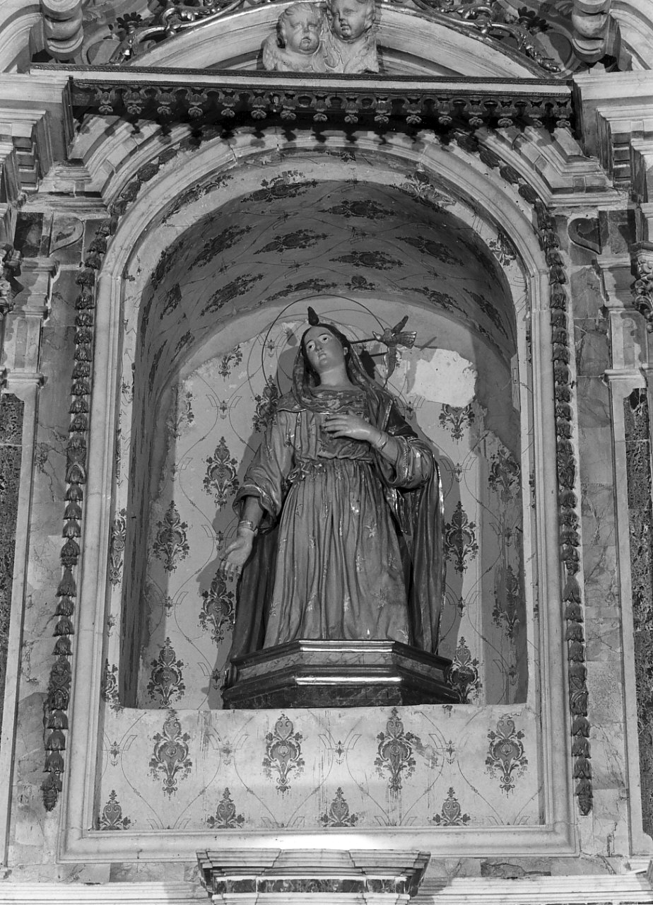 Madonna (statua, opera isolata) - bottega Italia meridionale (sec. XIX)