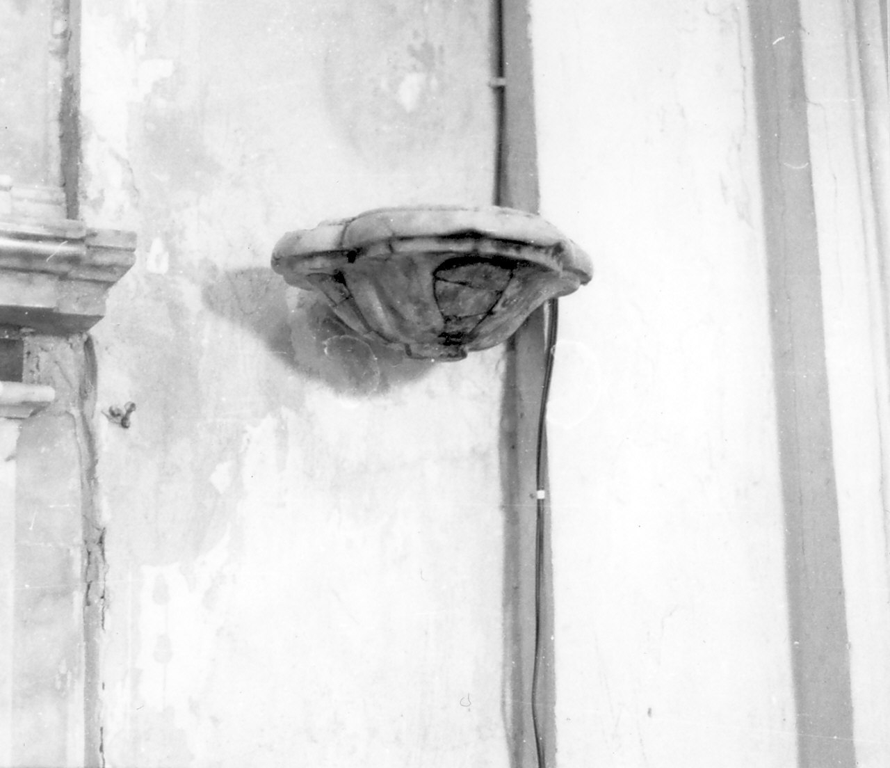 mensola, opera isolata - bottega Italia meridionale (fine sec. XVIII)