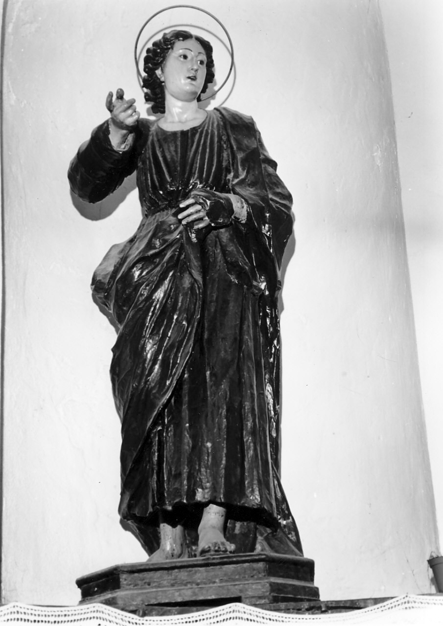 San Giovanni Evangelista (statua, opera isolata) - bottega Italia meridionale (sec. XVII)