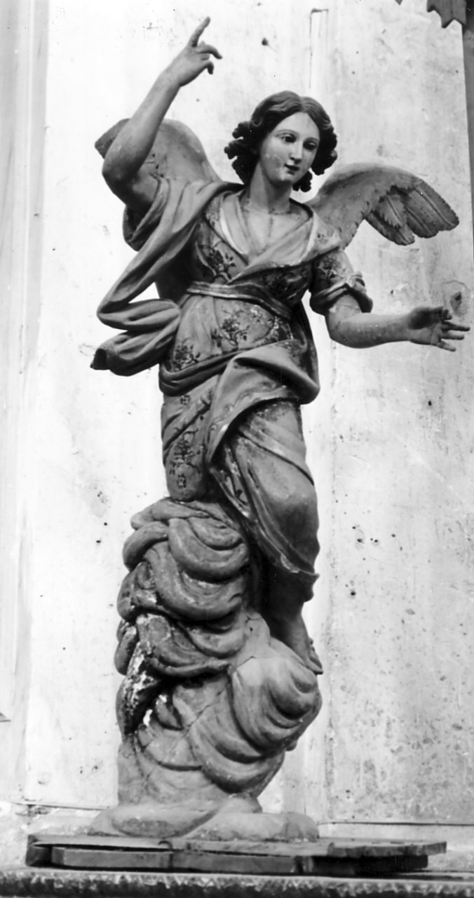angelo annunciante (statua, opera isolata) - bottega Italia meridionale (sec. XVIII)